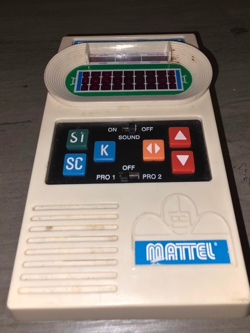Mattel Classic Football Battery Operated Handheld Electronic Game  2000 Works